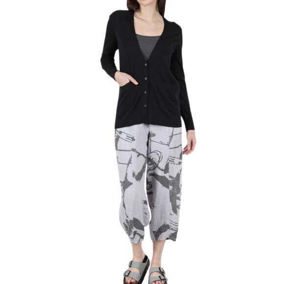 Splendid Boyfriend Cardigan Sweater Women M Roll Tab Long Sleeves Modal Black - Picture 1 of 12